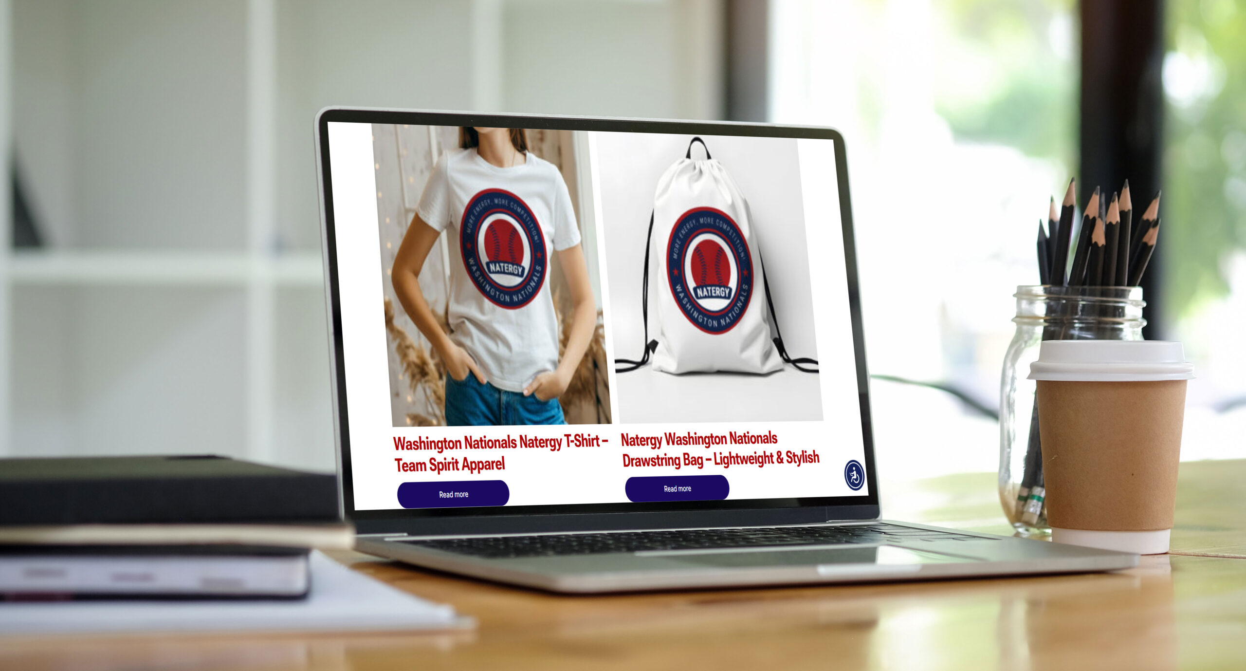 Mock-Up---3 Natergy shop with shirt and bag displaying the logo.
